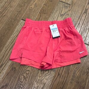 Nike training 3in short